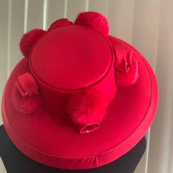 Red Studio C Dress Hat - Picture 2 of 2